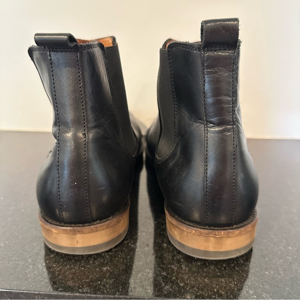 Men's Rodd & Gunn Black Leather Chelsea Boots - Picture 5 of 10